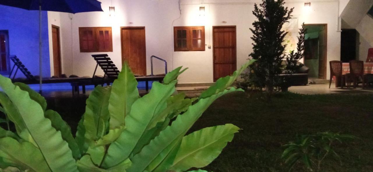 Share Safari Family Bungalow Udawalawe Bagian luar foto