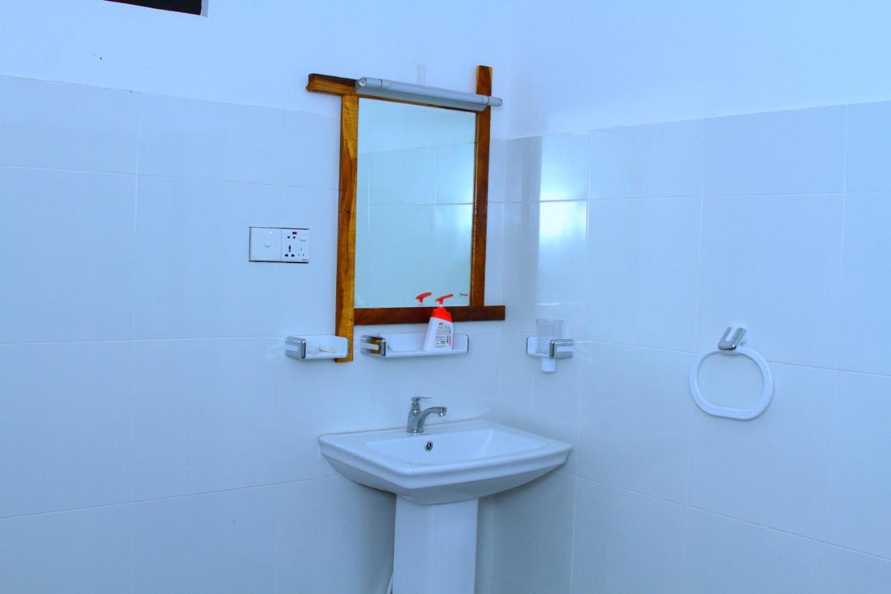 Share Safari Family Bungalow Udawalawe Bagian luar foto